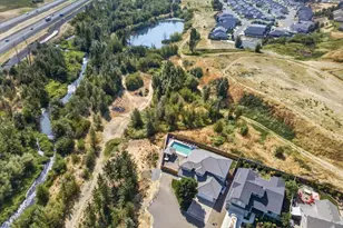 232 Willow Springs, Talent, OR 97540 - Photo 3