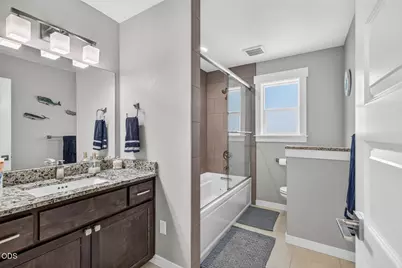 232 Willow Springs Drive, Talent, OR 97540 - Photo 31