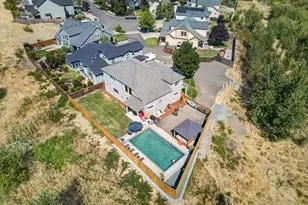 232 Willow Springs, Talent, OR 97540 - Photo 3