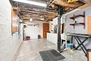 1055 California, Klamath Falls, OR 97601 - Photo 35