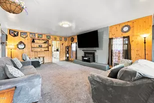 1055 California, Klamath Falls, OR 97601 - Photo 5