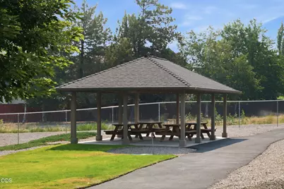2920 NW Hemlock Lane, Redmond, OR 97756 - Photo 25