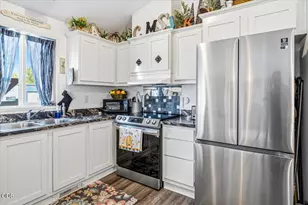6100 S Hwy 97, Redmond, OR 97756 - Photo 11