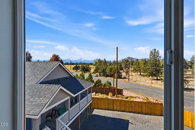 4615 SW Salmon Avenue, Redmond, OR 97756 - Photo 7