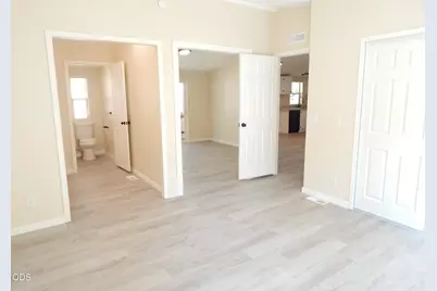 21 Brophy Way #UNIT 23, Shady Cove, OR 97539 - Photo 17