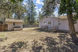 19929 Birch Ln, Bend, OR 97703 - Photo 21