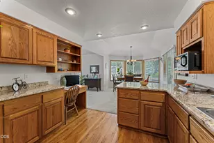 2004 NW Sarum Cir, Grants Pass, OR 97526 - Photo 11