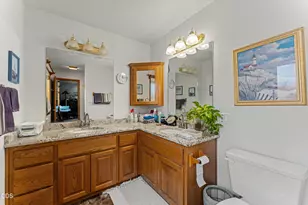 2004 NW Sarum Cir, Grants Pass, OR 97526 - Photo 21