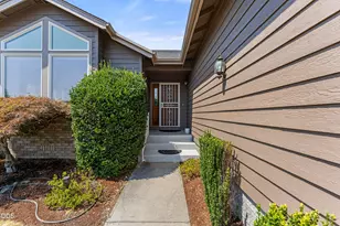 2004 NW Sarum Cir, Grants Pass, OR 97526 - Photo 5