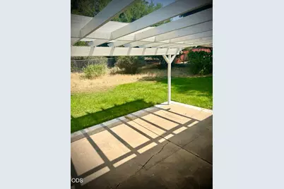 1845 Lawrence Street, Klamath Falls, OR 97601 - Photo 17