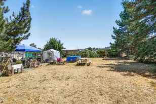 978 Cherry St, Medford, OR 97501 - Photo 29