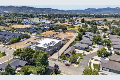 978 Cherry Street, Medford, OR 97501 - Photo 11