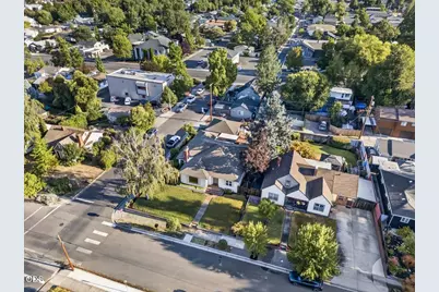 1203 Queen Anne Avenue, Medford, OR 97504 - Photo 45