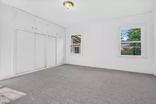1203 Queen Anne Ave, Medford, OR 97504 - Photo 29