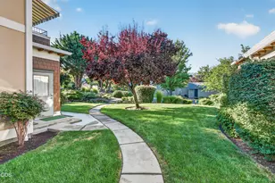 608 Fair Oaks Ct, Ashland, OR 97520 - Photo 23