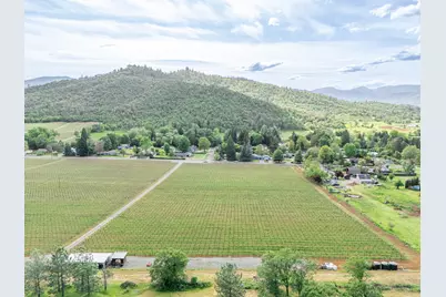 2871 Griffin Creek Road, Medford, OR 97501 - Photo 13