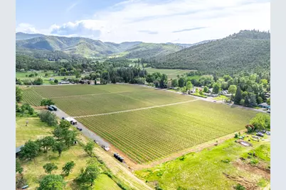 2871 Griffin Creek Road, Medford, OR 97501 - Photo 21
