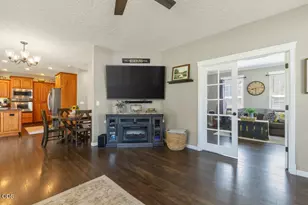 4081 Collier Ln, Klamath Falls, OR 97603 - Photo 15