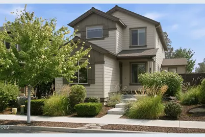 2910 SW Yew Park Lane, Redmond, OR 97756 - Photo 1