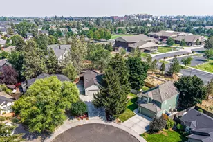 1961 NE Windy Tree Ct, Bend, OR 97701 - Photo 31