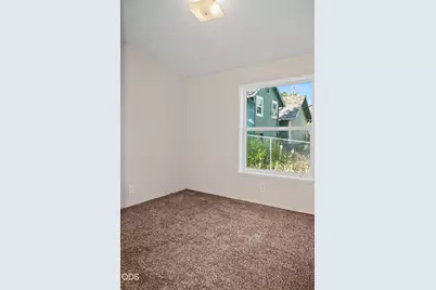 863 California Avenue, Klamath Falls, OR 97601 - Photo 13
