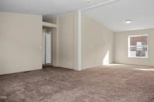 863 California Ave, Klamath Falls, OR 97601 - Photo 7