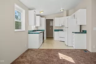 863 California Ave, Klamath Falls, OR 97601 - Photo 9