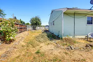 1265 Corona Ave, Medford, OR 97504 - Photo 17