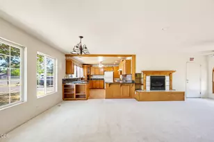 1265 Corona Ave, Medford, OR 97504 - Photo 3