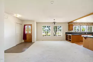 1265 Corona Ave, Medford, OR 97504 - Photo 5
