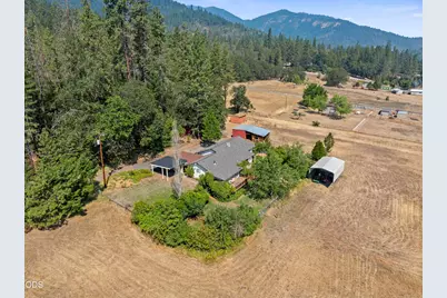 1843 W Evans Creek Road, Rogue River, OR 97537 - Photo 39
