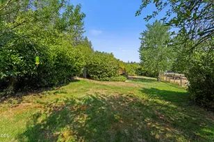 1843 W Evans Creek Rd, Rogue River, OR 97537 - Photo 23