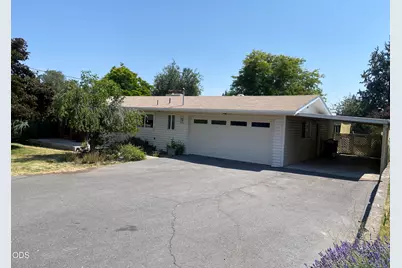 2433 Redwood Drive, Klamath Falls, OR 97601 - Photo 3