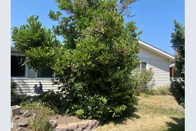 2433 Redwood Drive, Klamath Falls, OR 97601 - Photo 9