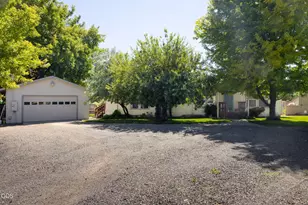 721 S Main St, Prineville, OR 97754 - Photo 5