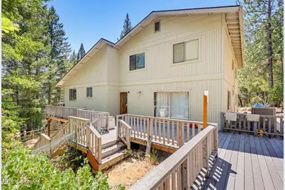 690 Thornbrook Drive, Merlin, OR 97532 - Photo 19