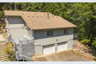 690 Thornbrook Drive, Merlin, OR 97532 - Photo 3
