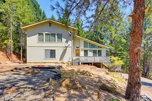 690 Thornbrook Dr, Merlin, OR 97532 - Photo 45