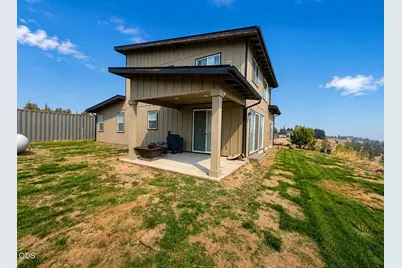 1901 NE Camas Lane, Madras, OR 97741 - Photo 17