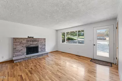 1325 Ridge Way, Medford, OR 97504 - Photo 7