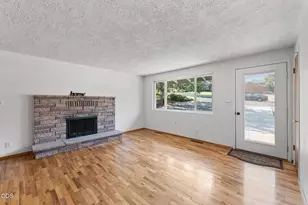 1325 Ridge Way, Medford, OR 97504 - Photo 7
