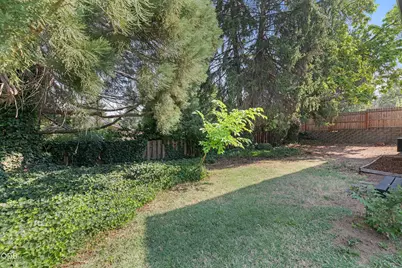 1325 Ridge Way, Medford, OR 97504 - Photo 35