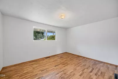 1325 Ridge Way, Medford, OR 97504 - Photo 23