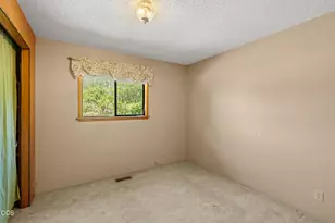 3044 Elk Ln, Grants Pass, OR 97527 - Photo 19