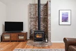 750 S Maple St, Sisters, OR 97759 - Photo 15