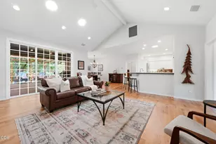 750 S Maple St, Sisters, OR 97759 - Photo 13