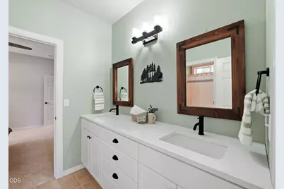 750 S Maple Street, Sisters, OR 97759 - Photo 29