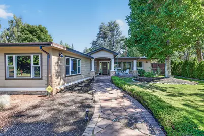 2201 Siskiyou Boulevard, Medford, OR 97504 - Photo 7