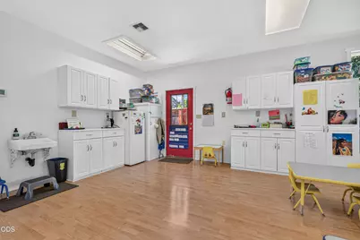 2201 Siskiyou Boulevard, Medford, OR 97504 - Photo 49