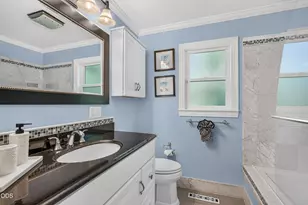 2201 Siskiyou Blvd, Medford, OR 97504 - Photo 29